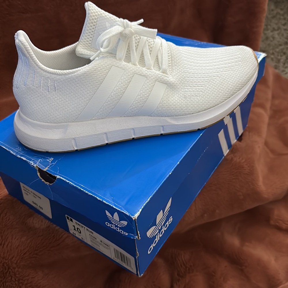 Adidas Sneakers for Men - Picture 5 of 5